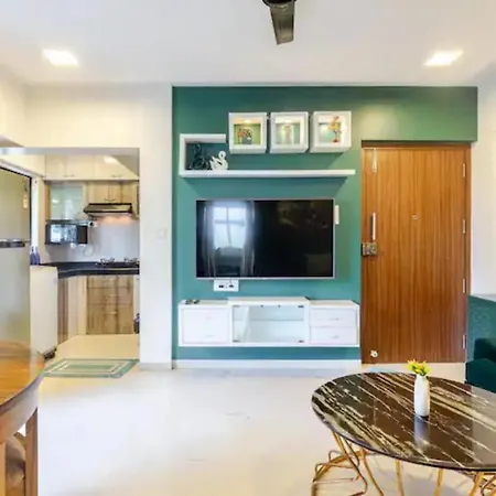 The Emerald Abode II Premium 1 Bed Condo Santacruz W